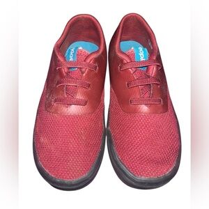People Shoes Size 13 red